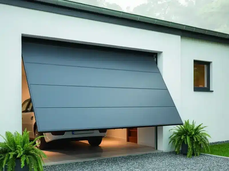 Ouverture de porte de garage bas